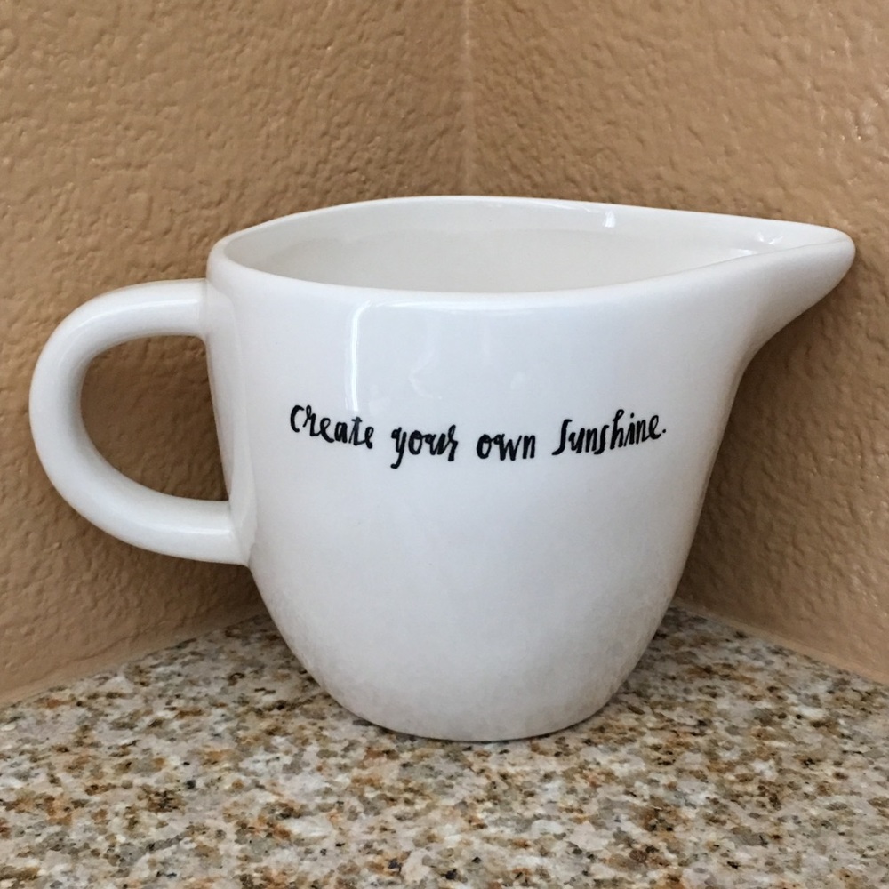 💐 Cream Cup 💐 - Picture 2 of 4